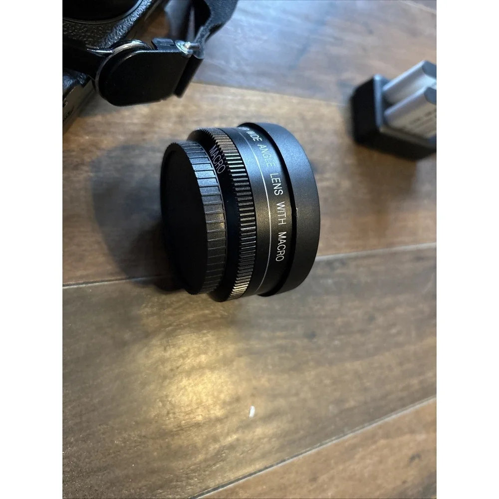 Ultra 4K Camera For Vlogging, Live Streaming, Has Sim Card, Wide Ang. Lens, Mic.